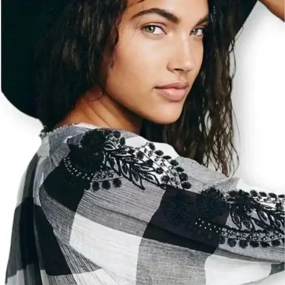 Free People Embroidered & Beaded Buffalo Plaid Gauze
Long Sleeve Tunic Top Sz S - Picture 3 of 13